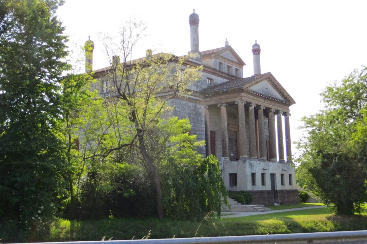 Ca' Delle Arti Bed & Breakfast Oriago Di Mira Bagian luar foto